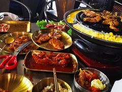 -胡悦里韩式烤肉(芝罘万达广场店)