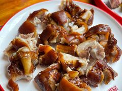 -老鼎万春卤菜(五代传承创始老店)