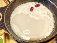 鲜甜当归有机五常米米汤锅-十二舍·湯物素煮(江泰潤政店)