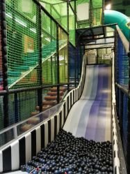 -MELAND CLUB亲子乐园·派对·餐厅(北京芳圆里ID MALL店)