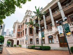 -香港大学