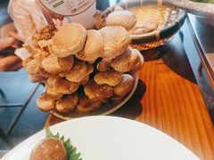活体松香菇-捞王锅物料理(上海世茂广场店)