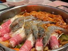 -黄记煌三汁焖锅(新佳丽江汉路店)