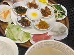 -桥香园云南过桥米线(金马碧鸡店)