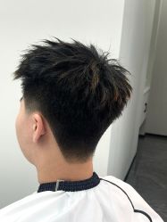 -米娜男士新国潮理发馆