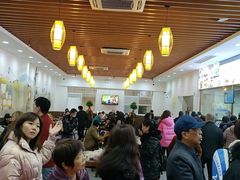 -裕新楼粉面馆·石磨手工粉(四方坪店)
