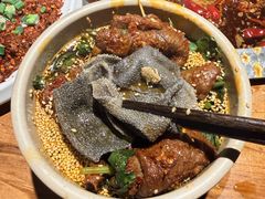 -城墙拐拐火锅(三峡广场黑金冠店)