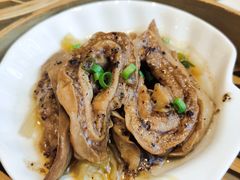 -万龙洲海鲜(大兴绿地缤纷城店)