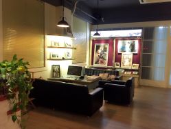 -巴黎婚纱摄影工作室