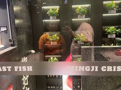 -鸣记脆皮烤鱼·海鲜烤鱼(马栏店)