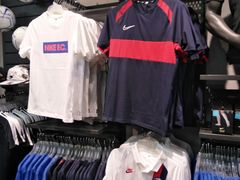 -NIKE上海青浦优选体验店