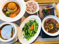-馨美母婴护理中心(石狮店)