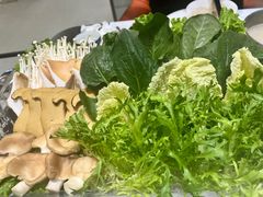 -红鼎豆捞·非遗鲍皇汤火锅(宝丰路店)