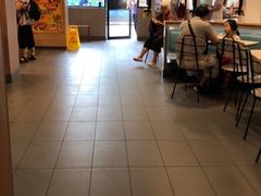 -麦当劳(中唱大厦店)