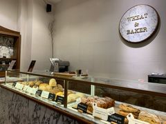 面包甜点陈列柜-WHEAT&BAKER-麥(凯德来福士店)