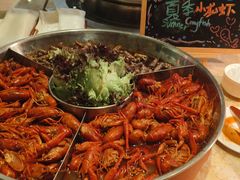 -大中华希尔顿酒店-念自助餐·嗨啤·小龙虾