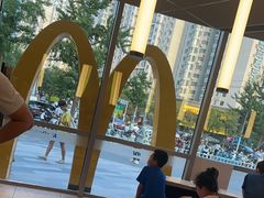 -麦当劳(北苑秋实路店)