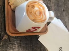 -HIGH FIVE哈福手工汉堡(桂林路店)