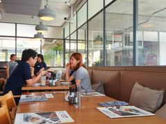 -ROAST coffee & eatery