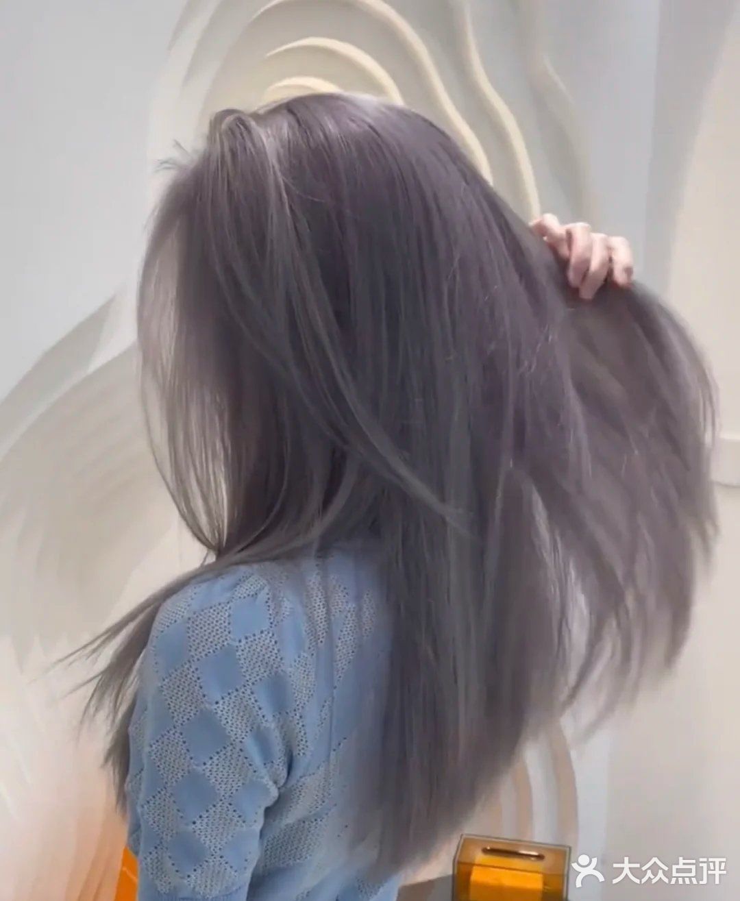 iu同款发色超显白的奶芋紫灰适合亚洲人肤色的颜色
