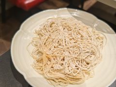 -鲜入唯煮·港式海鲜牛肉火锅(金宝街店)