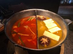 -湊湊火锅·茶憩(新中关购物中心店)