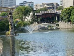 -梁园