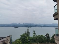 -千岛湖忆湖度假酒店(中心湖景区店)