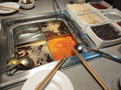 -海底捞火锅(杭州滨江九宜城店)