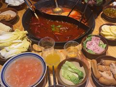 -乐闹闹重庆火鍋(民治店)