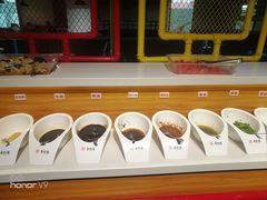 自助调料区-喜虾客大虾火锅(济宁龙贵购物广场店)