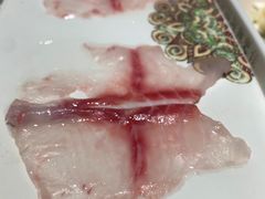 -老牌坊云南鱼豆花火锅(爱建店)