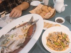 -双湖园·地标武汉菜(黄鹤楼解放路店)