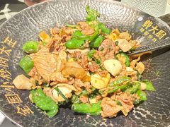 -费大厨辣椒炒肉(高铁吾悦广场店)