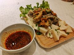 -丝路天山酒店(国际大巴扎店)