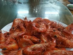 -三亚火车头万人海鲜广场