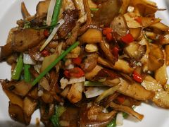 -九锅一堂酸菜鱼(万达广场店)