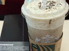 -星巴克臻选(上海虹桥新天地三店)