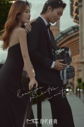 -现代经典婚纱摄影