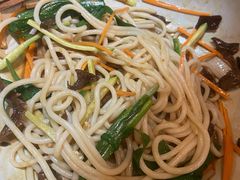 鸡丝凉米线-云海肴·云南小炒·汽锅鸡(天津国金汇店)