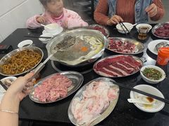 -牛一煲美食(江高店)