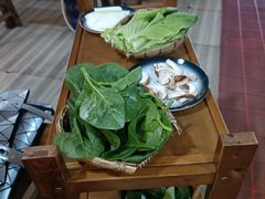 -岳记兴隆·青城腊排铜火锅(融创店)