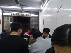 等位区-成醒布拉肠粉专门店(海珠南路店)
