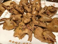 -鸽子侯·家宴·平价海鲜(市图书馆店)