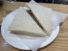 -滋味满屋美食坊(上海街店)