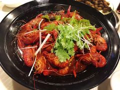 -虾弄弄海派小龙虾·牛羊蝎子火锅