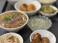 -毛华美食(清扬路店)