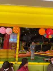 -蹦蹦跳跳(新奥购物中心店)