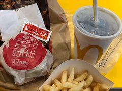 -麦当劳(燕顺路店)