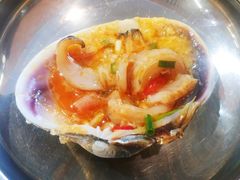 招牌大海螺-围炉肉舍•炭烤活鳗•丹东海鲜烤肉(步行街店)